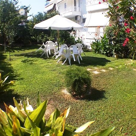 Araliki Apartments & Studios Loutra Edipsou  Buitenkant foto