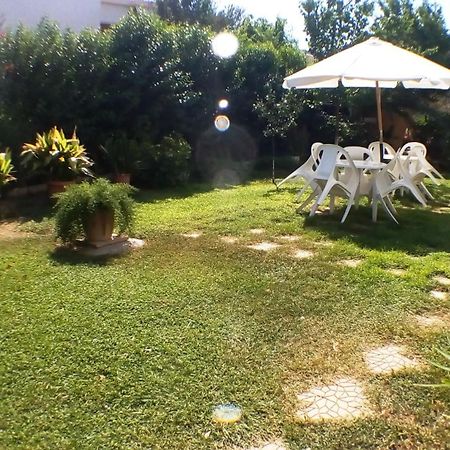 Araliki Apartments & Studios Loutra Edipsou  Buitenkant foto