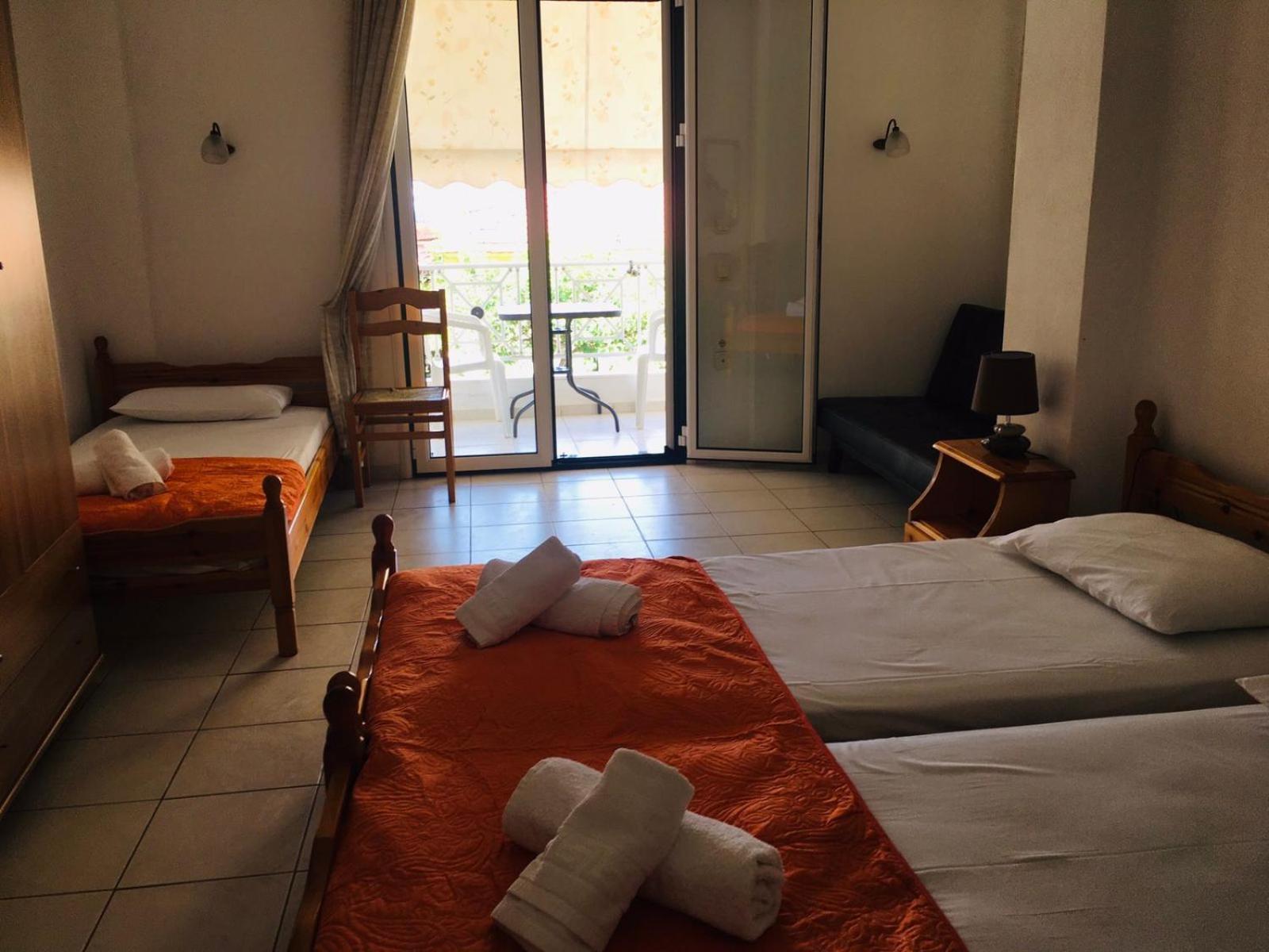 Araliki Apartments & Studios Loutra Edipsou  Kamer foto