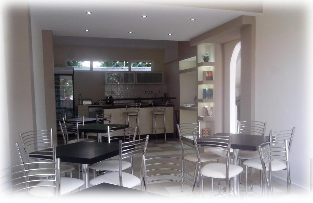 Araliki Apartments & Studios Loutra Edipsou  Buitenkant foto
