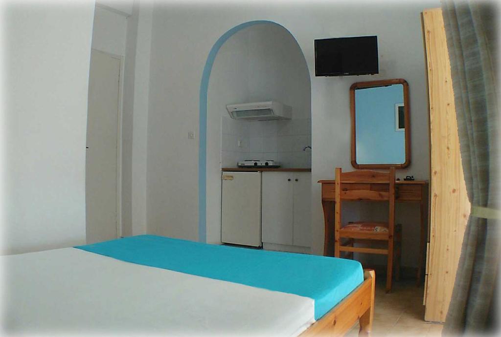 Araliki Apartments & Studios Loutra Edipsou  Buitenkant foto