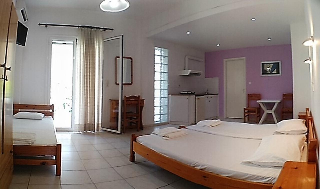 Araliki Apartments & Studios Loutra Edipsou  Buitenkant foto