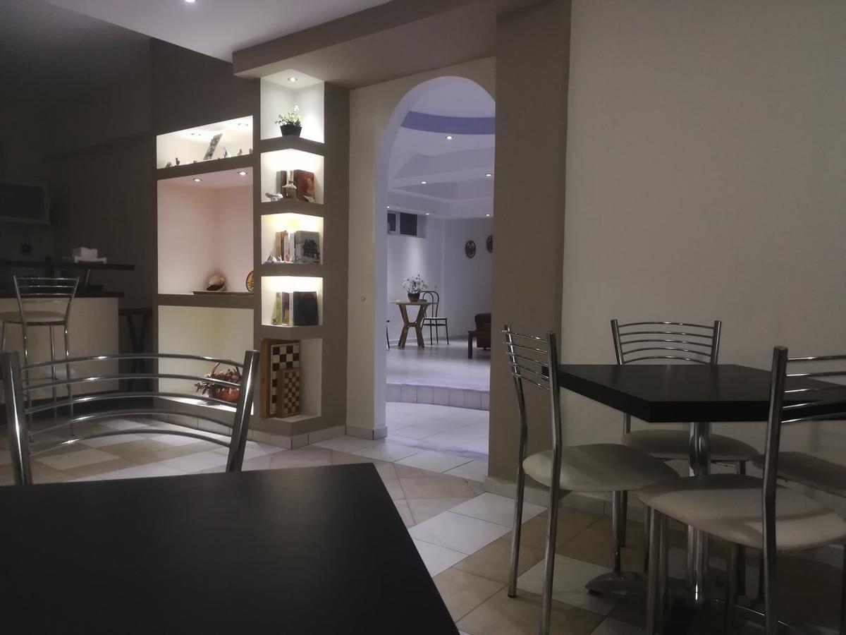 Araliki Apartments & Studios Loutra Edipsou  Buitenkant foto